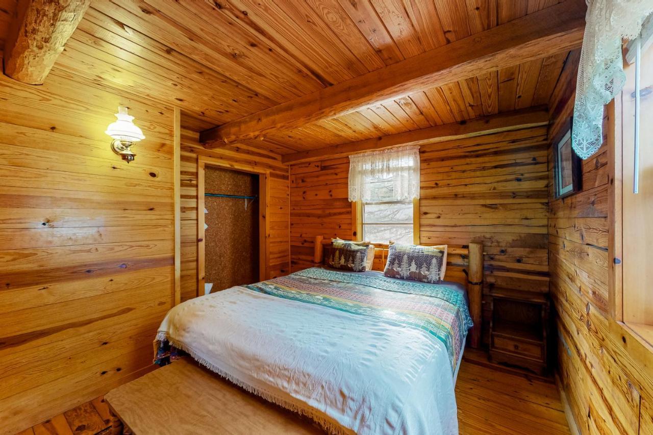 Charlie'S Ol' Fishing Cabin Eureka Springs Esterno foto