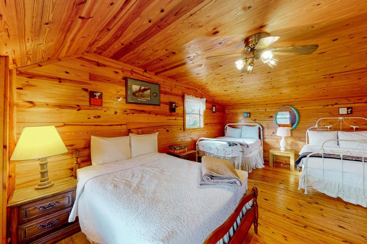 Charlie'S Ol' Fishing Cabin Eureka Springs Esterno foto
