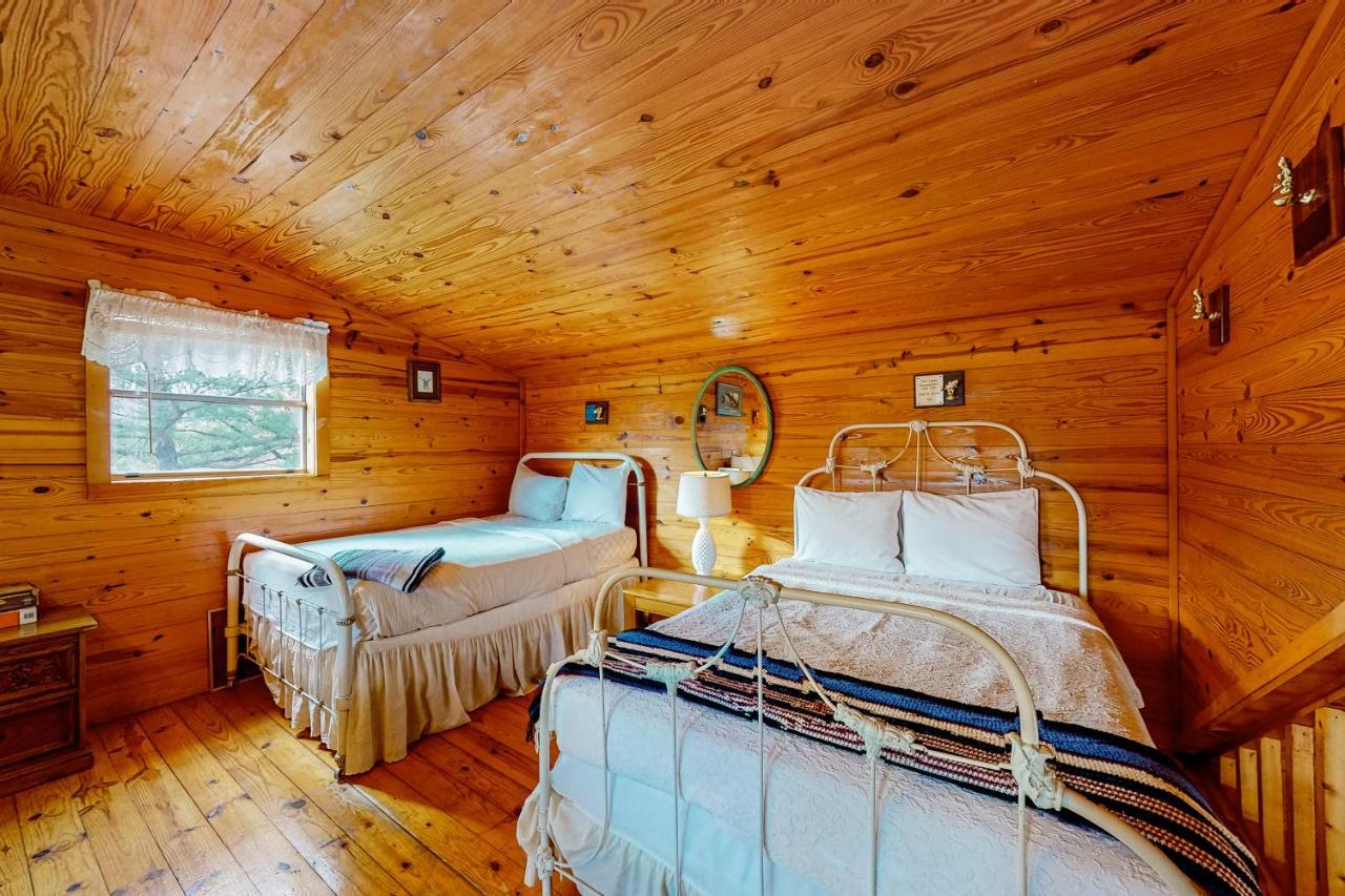 Charlie'S Ol' Fishing Cabin Eureka Springs Esterno foto